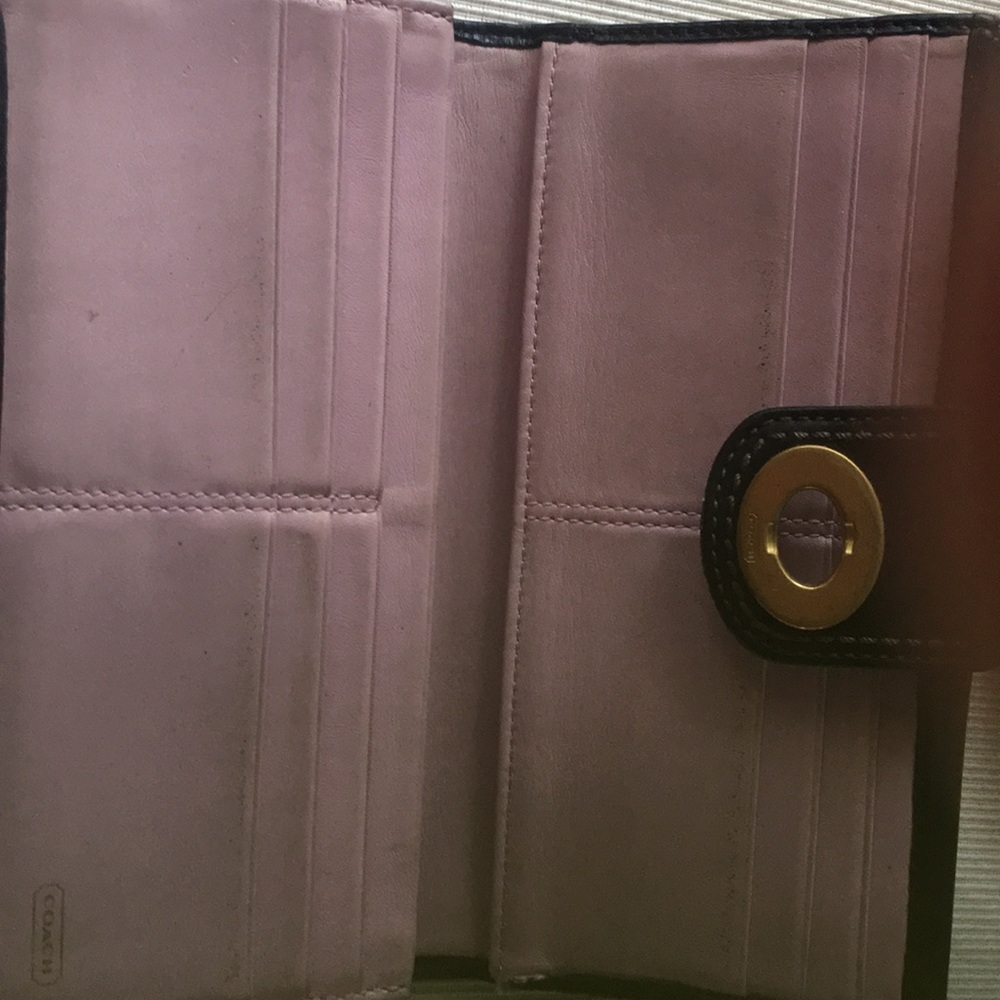 Coach soft black/pink leather wallet - Picture 2 of 3